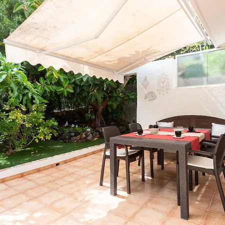 Hemeras Boutique Homes - Bungalow With Private Garden 5min From The Beach Playa de las Américas